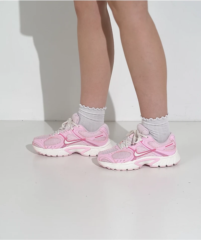Nike V5 RNR Pink Foam, Pinksicle & Sail Cream Shoes