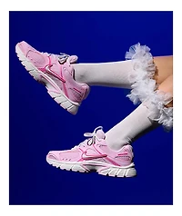 Nike V5 RNR Pink Foam, Pinksicle & Sail Cream Shoes