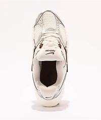 Nike V5 RNR Sail & Orewood Brown Shoes