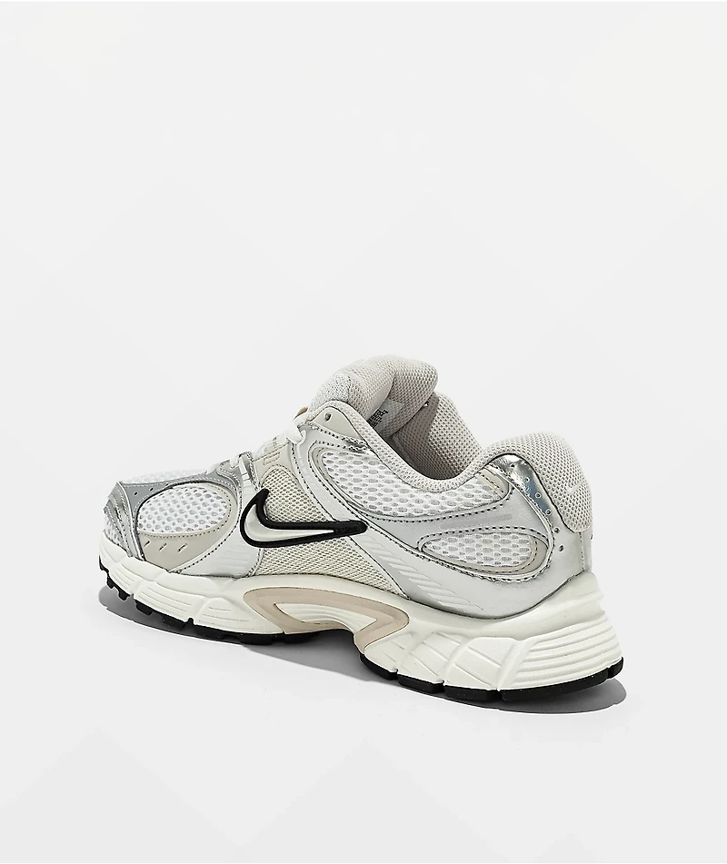 Nike V5 RNR Summit White & Orewood Brown Shoes