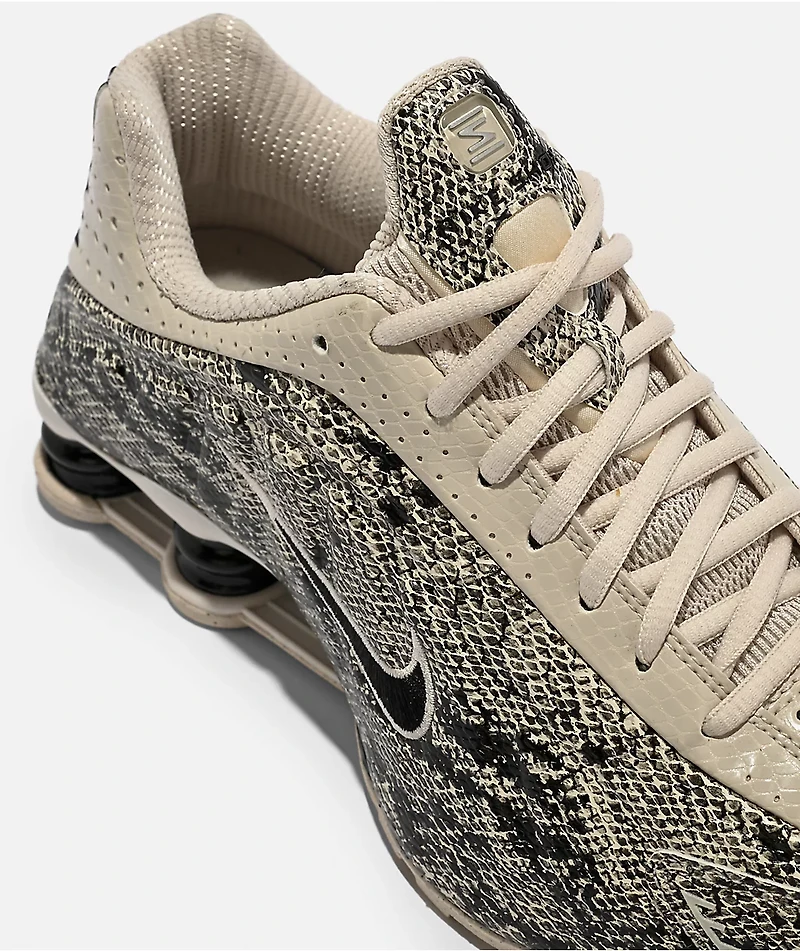 Nike Women's Shox R4 Snake & Light Orewood Brown Shoes