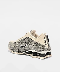 Nike Women's Shox R4 Snake & Light Orewood Brown Shoes