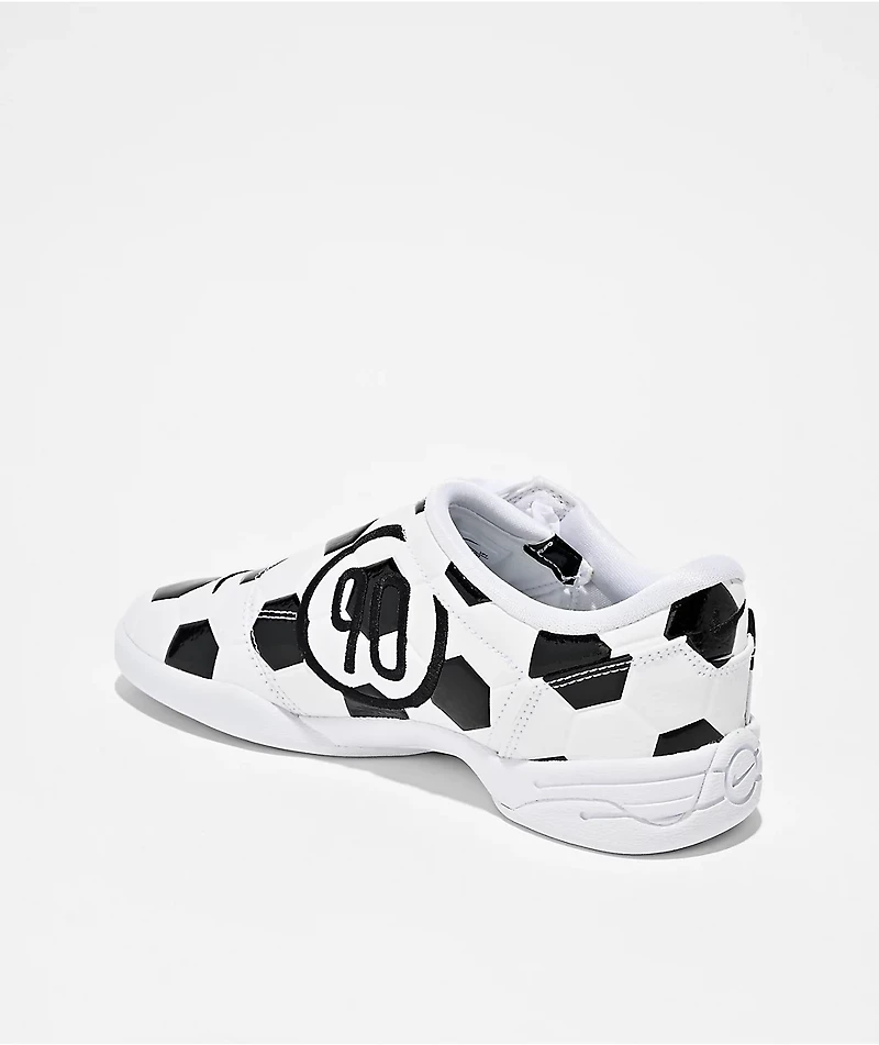 Nike Women's Total90 White & Black Shoes