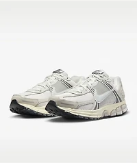 Nike Zoom Vomero 5 SE Platinum Tint & Photon Dust Shoes