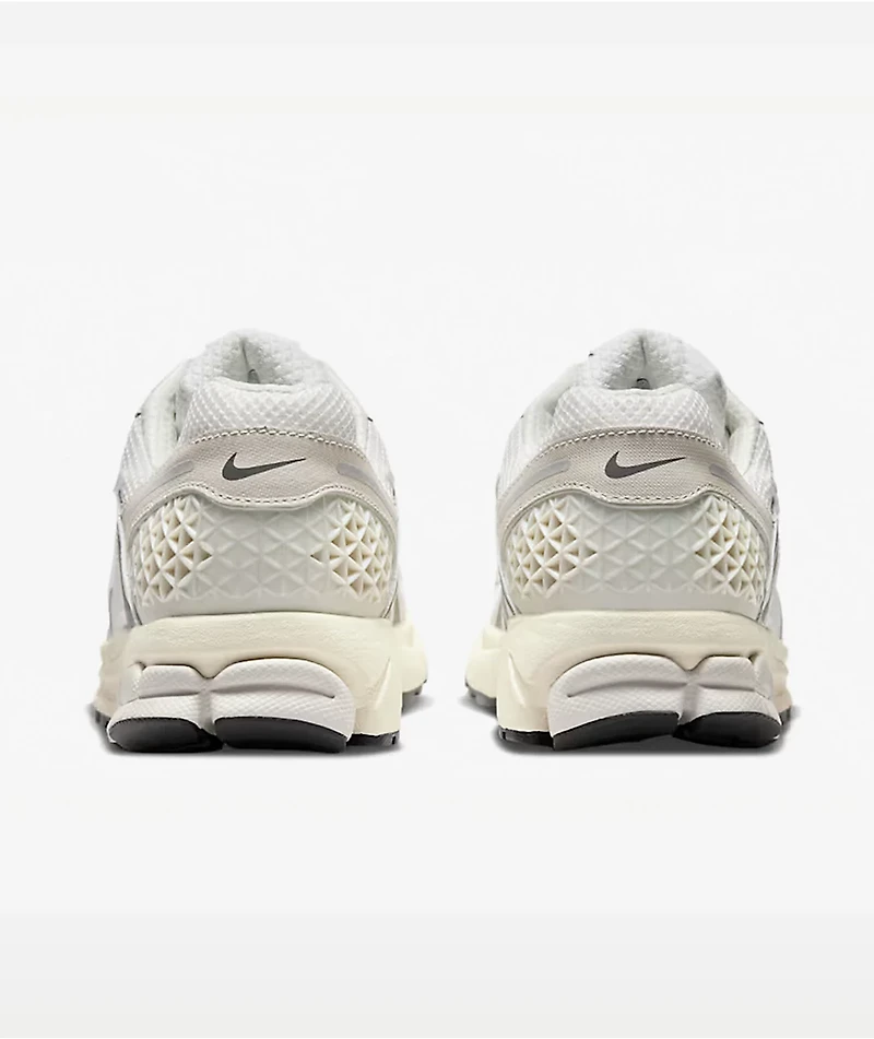 Nike Zoom Vomero 5 SE Platinum Tint & Photon Dust Shoes