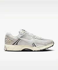 Nike Zoom Vomero 5 SE Platinum Tint & Photon Dust Shoes