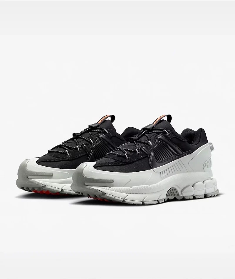 Nike Zoom Vomero Roam Black, Light Silver & Jade Shoes