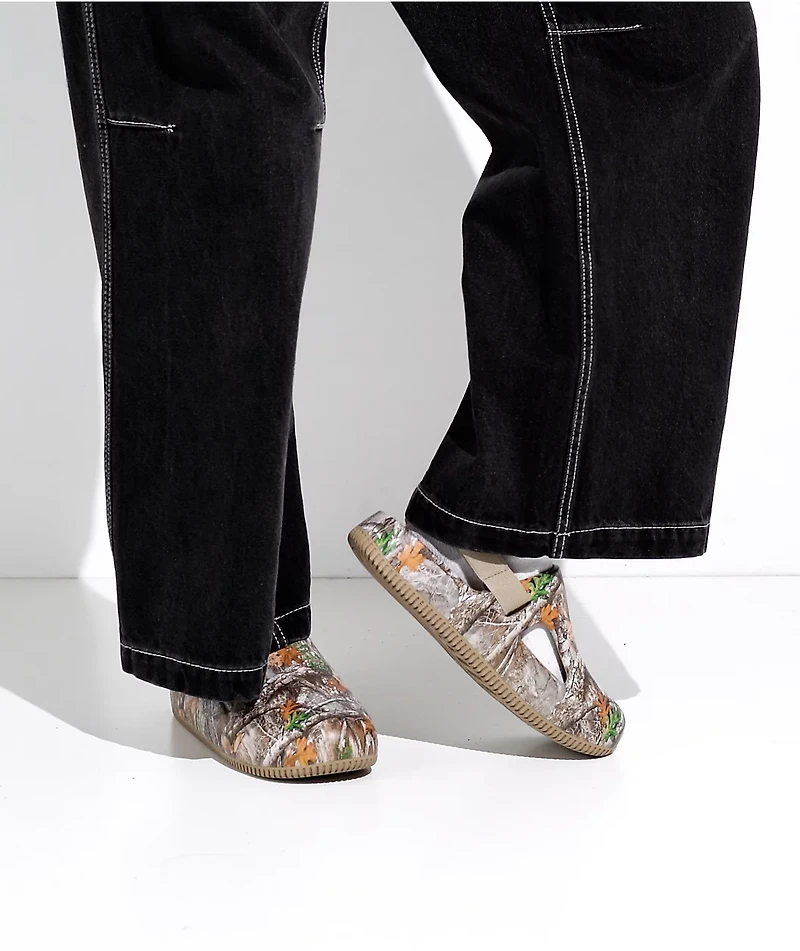 Nike x Realtree Calm Camo & Khaki Mule Sandals