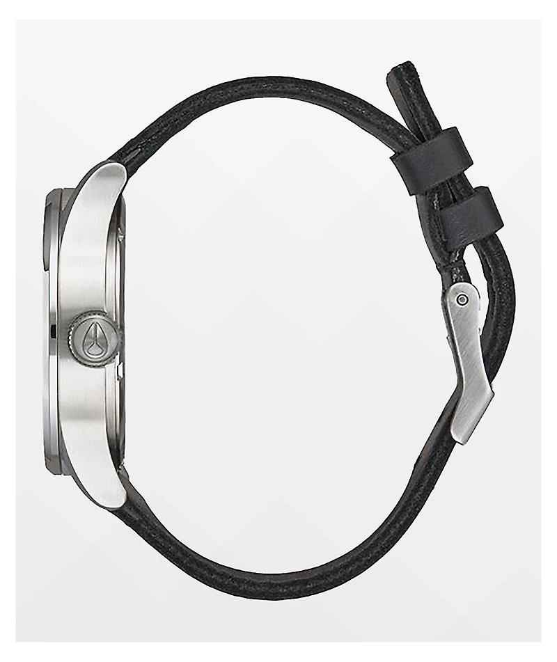 Nixon Sentry Leather All-Silver & Black Analog Watch