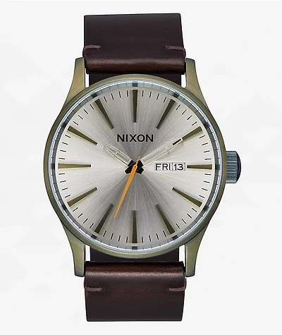 Nixon Sentry Leather Vintage White & Brown Analog Watch