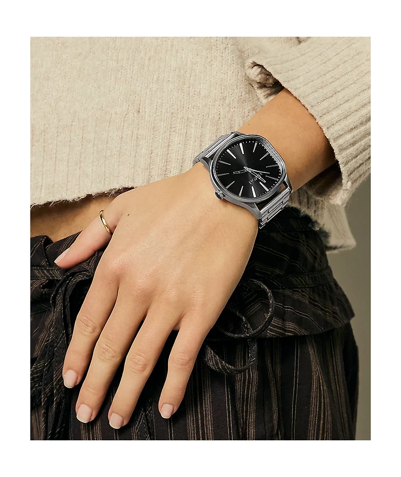 Nixon Sentry Wobble Silver & Black Sunray Analog Watch