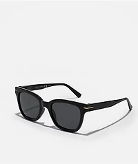 Peepers Sandy Black Polarized Sunglasses