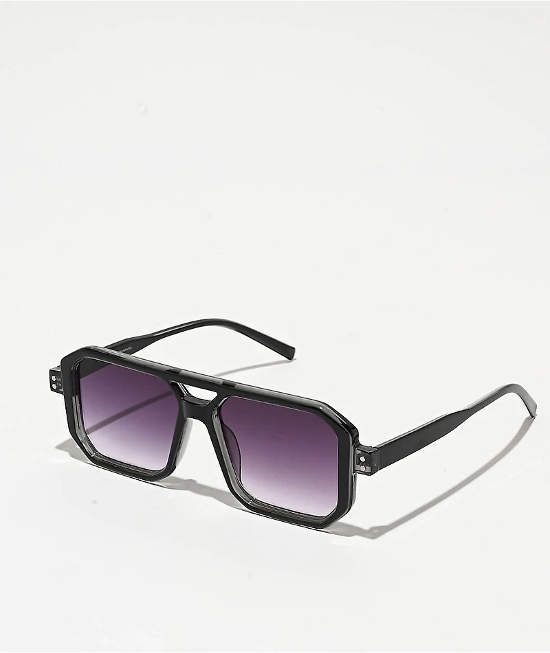 Petals and Peacocks Velouri Black Sunglasses