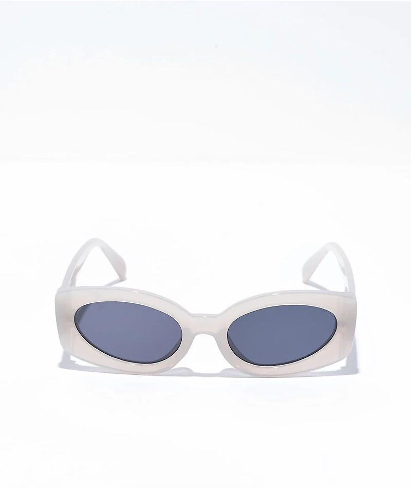 Petals by Petals & Peacocks Sol Bone Round Sunglasses