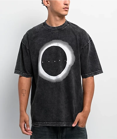 Quasi Clipsed Carbon Wash T-Shirt