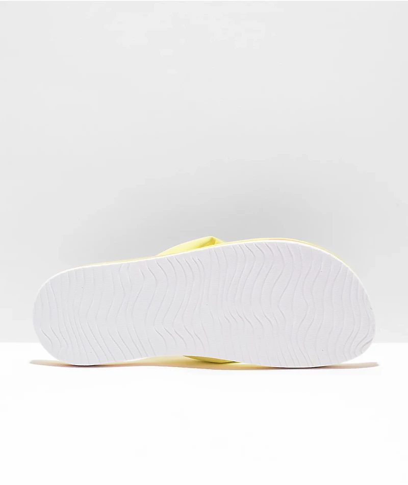 Reef Palm Pool Float Yellow Sandals