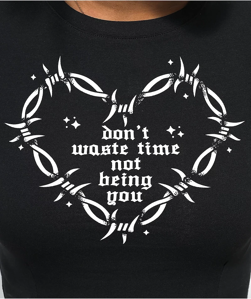 Schaf Don't Waste Time Black Crop T-Shirt