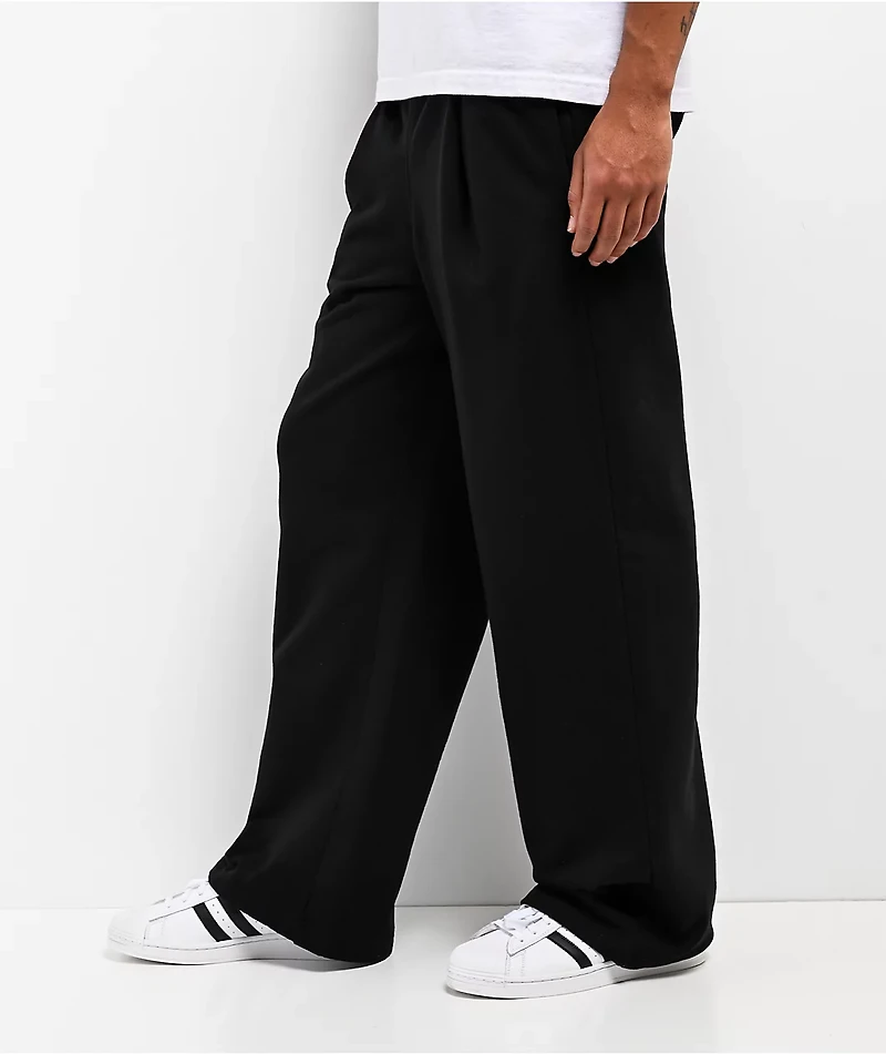 Shaka Wear Pleated Garment Dye Black Sweatpants