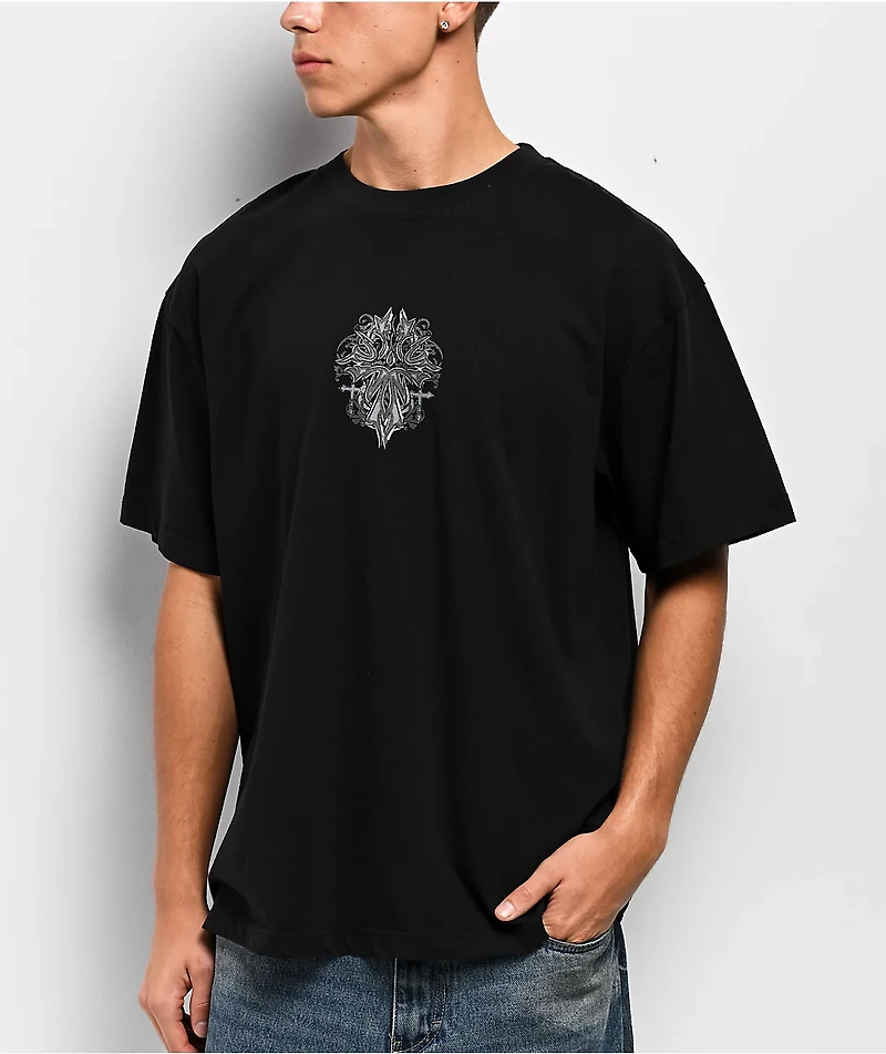 Sheisty Pendant Black T-Shirt