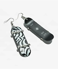 Stone + Locket Wavy Board Black & White Earrings