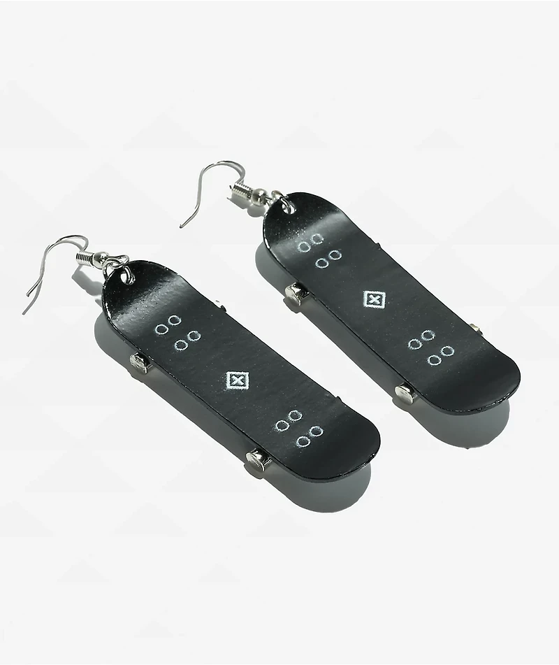 Stone + Locket Wavy Board Black & White Earrings