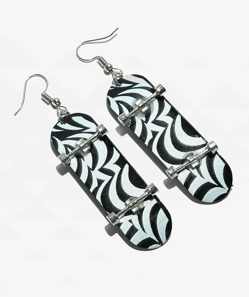 Stone + Locket Wavy Board Black & White Earrings