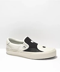 Straye Ventura One Love White & Black Slip-On Skate Shoes
