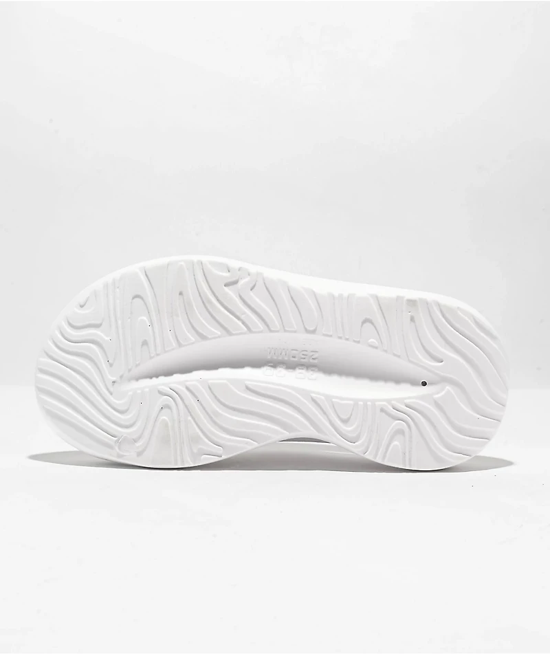 Trillium Palmer White Slide Sandals
