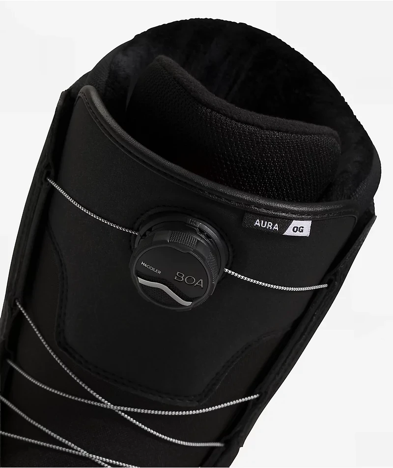 Vans Aura OG Black & White Snowboard Boots 2027