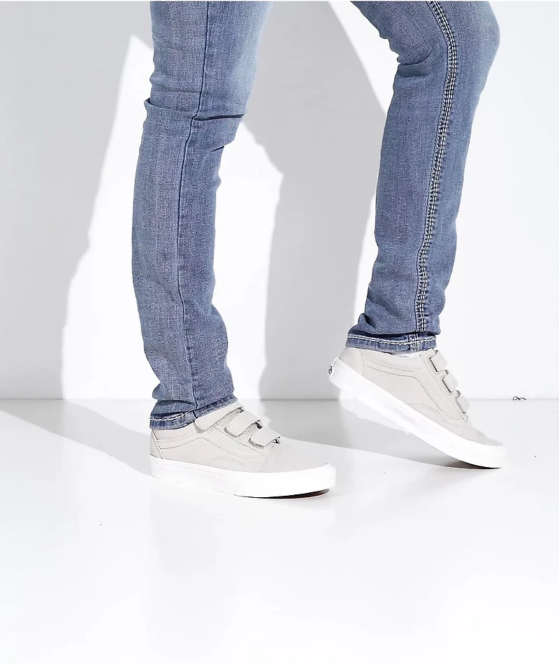 Vans Women's Old Skool V Mushroom & White Skate Shoes