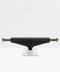 Venture Salt & Pepper II 5.6" Skateboard Trucks