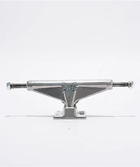 Venture Yuto Pro Edition Liquid Chrome 5.6 Skateboard Truck