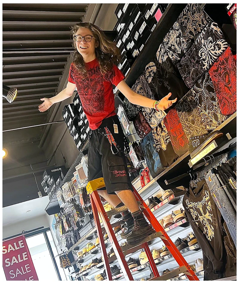 Vitriol Drained Ultra Wide Strap Cargo Black Shorts