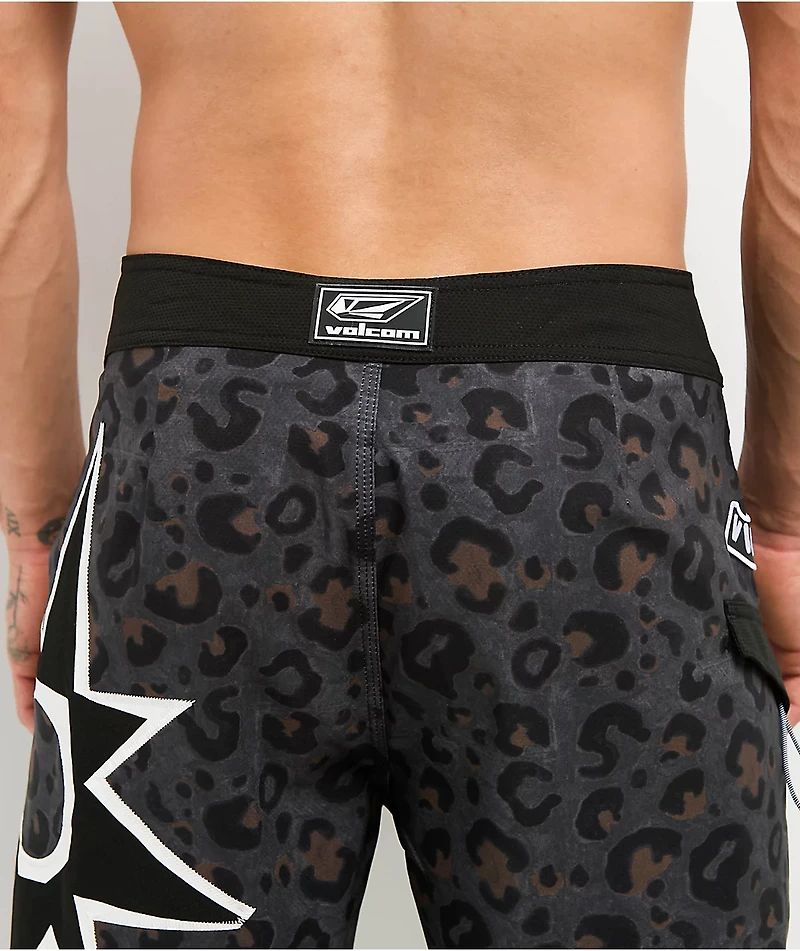 Volcom St4r G4zer Asphalt Black Board Shorts
