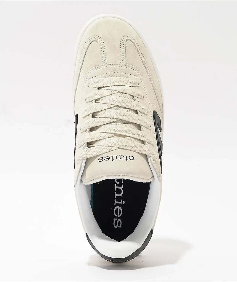 etnies Locut  White & Black Skate Shoes