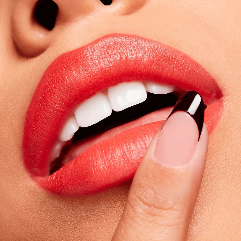 Powder Kiss Velvet Blur Slim Stick