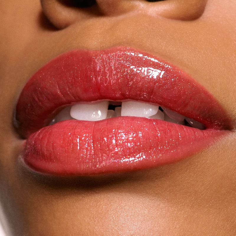 Blowing Air Kisses Glossy Lips Duo ($70 Value)