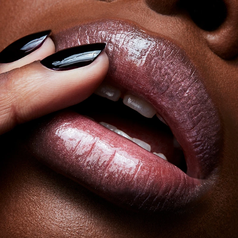 Lipglass