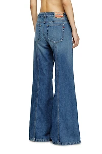 Flare Jeans D-Akii 09M56