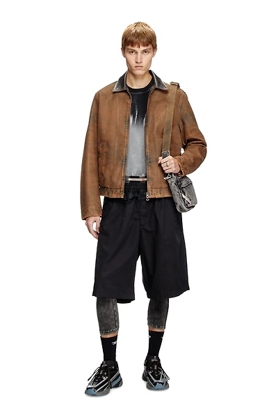 P-GUSTAF-SHORT