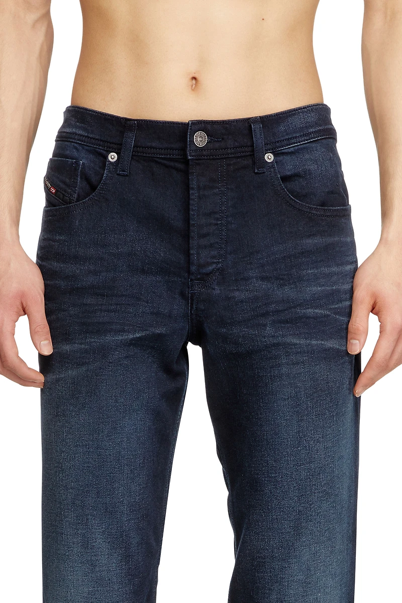 Regular Jeans 2023 D-Finitive 0BMBX