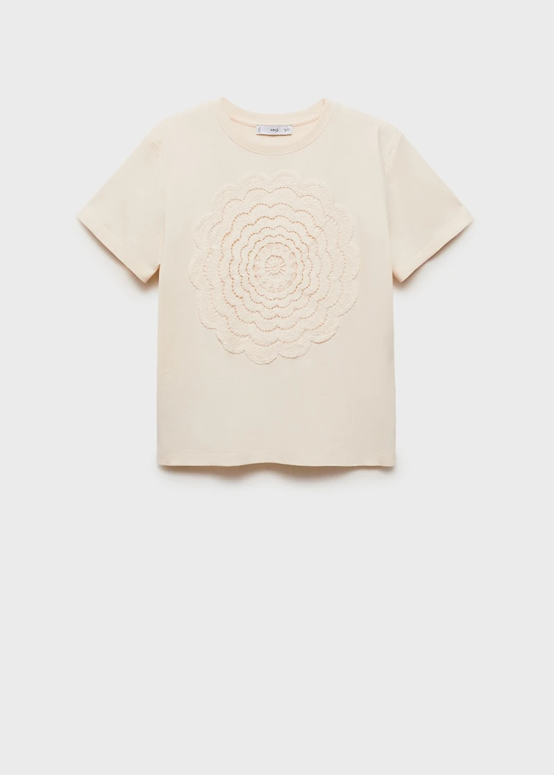 Crochet floral embroidered t-shirt