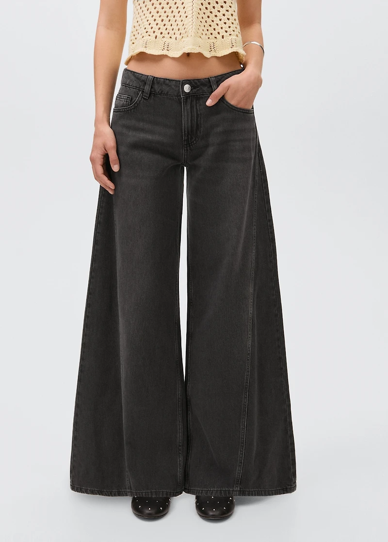 Wide leg jeans with seam detail
