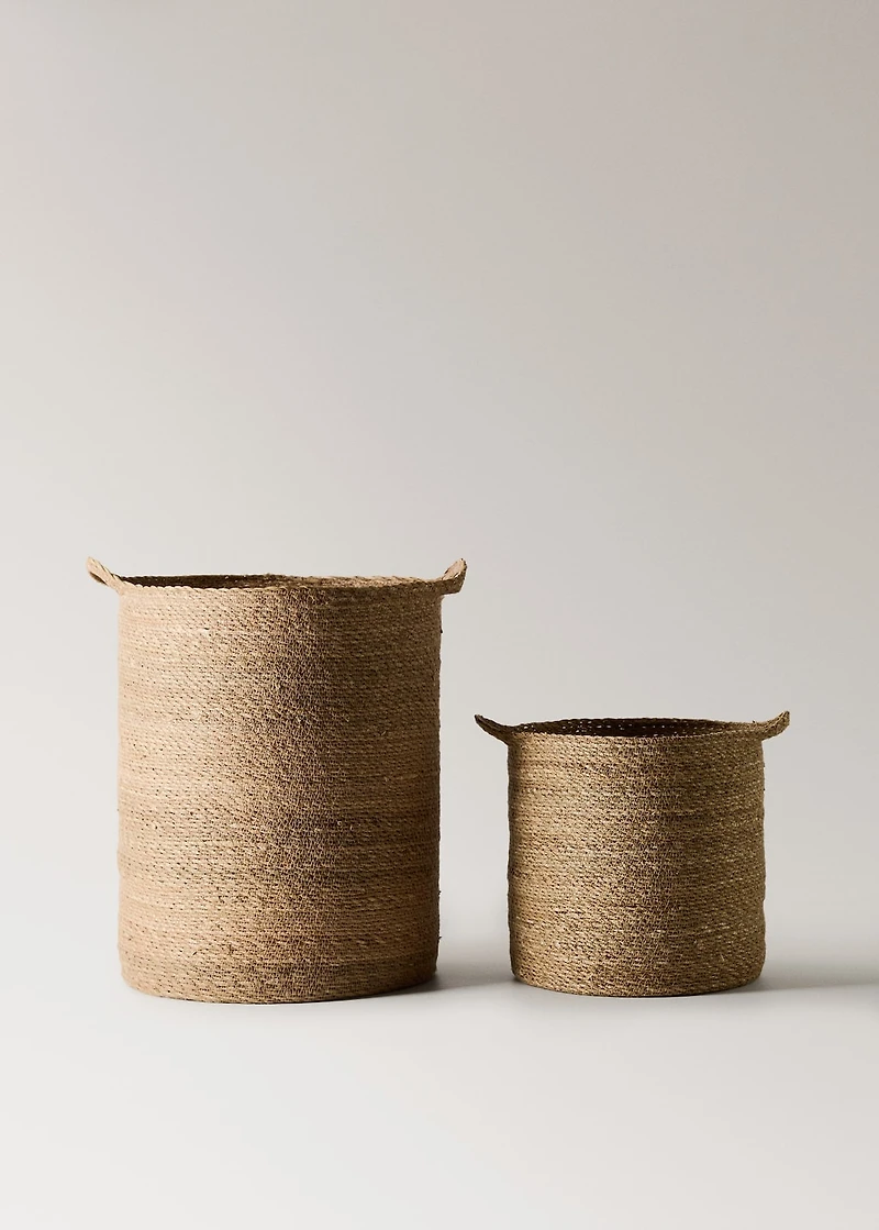 Large seagrass basket with handles