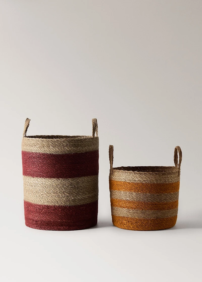 Round two-tone seagrass basket