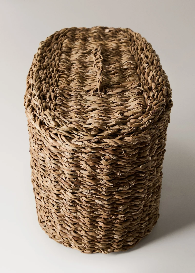 Medium oval seagrass basket