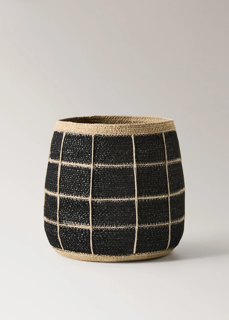 Medium check seagrass basket