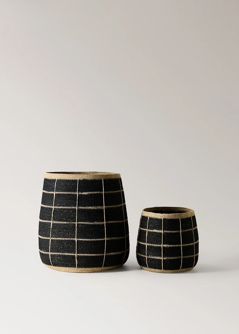 Large check seagrass basket