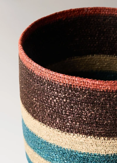 Small multi-coloured seagrass basket