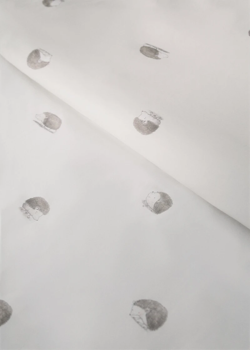 Cotton children's duvet cover with hedgehog print for 135/140 cm bed